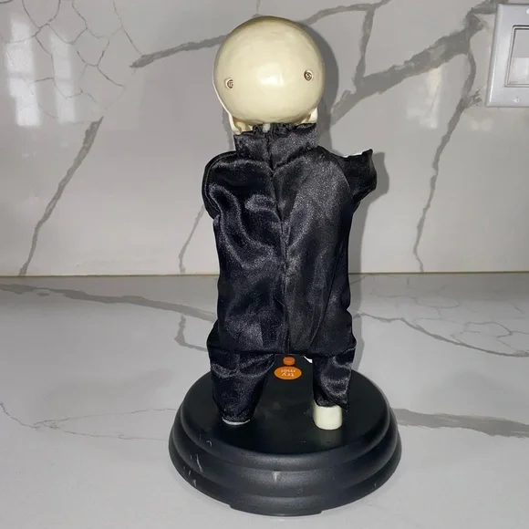 Gemmy grave raver dancing skeleton (works) -Halloween - Picture 6 of 7